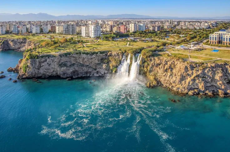 بهترین زمان سفر به آنتالیا
